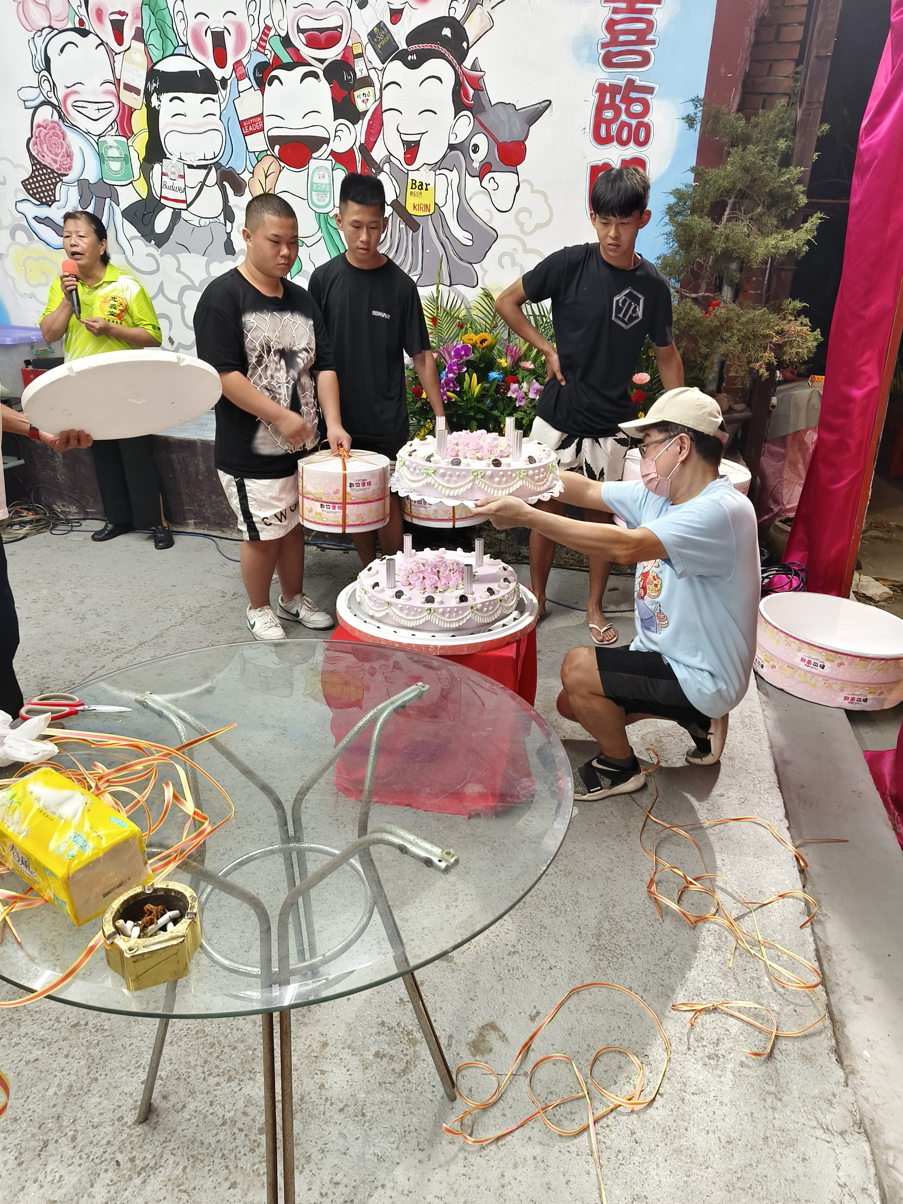 80歲九層祝壽蛋糕塔 現場組裝