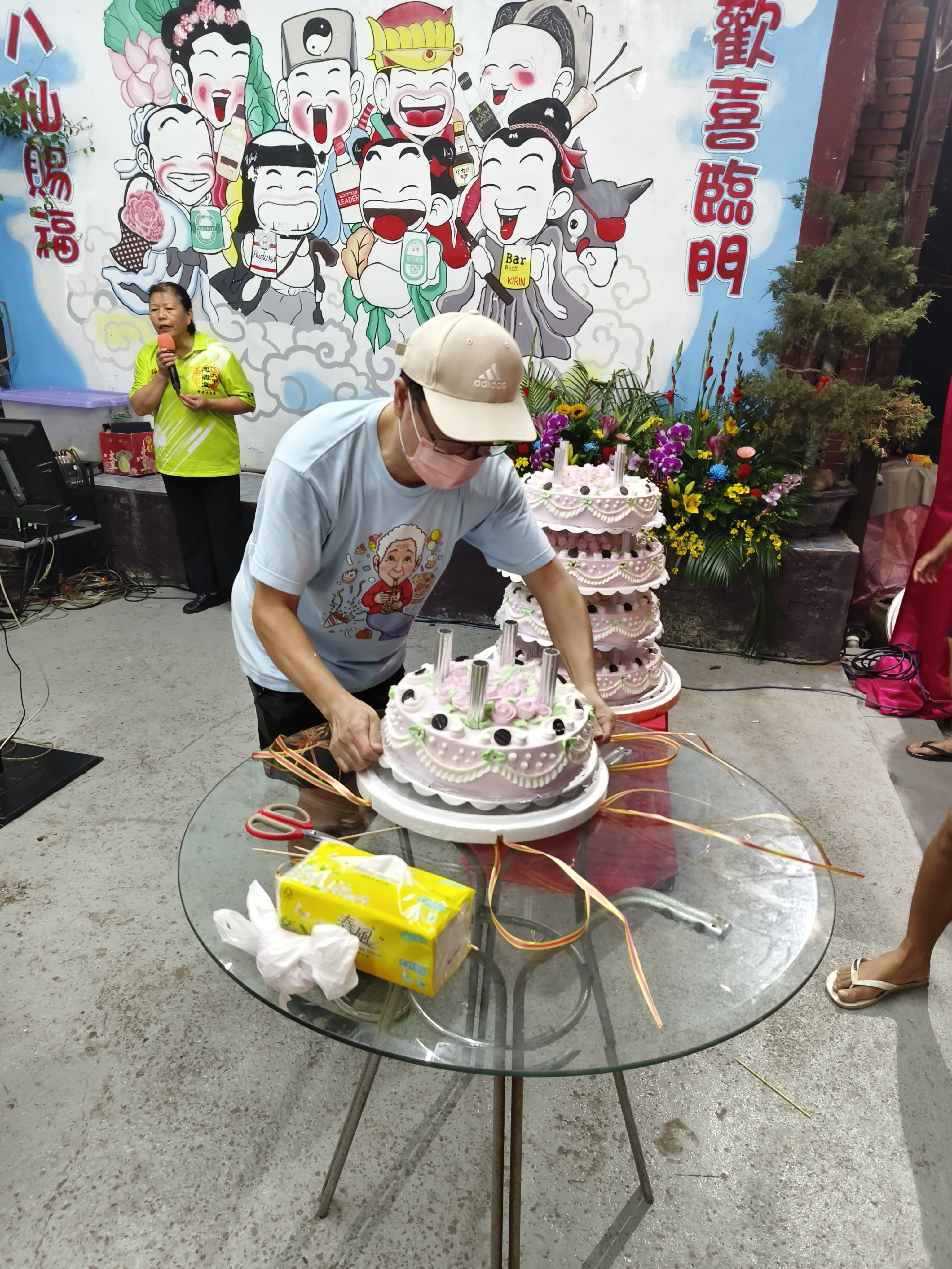 80歲九層祝壽蛋糕塔 現場組裝